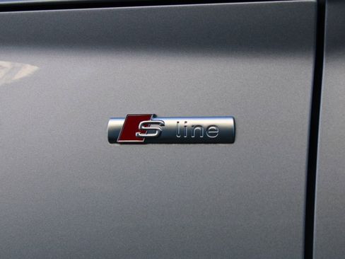 Used 2023 Audi Q5 2.0T Premium Plus image 17