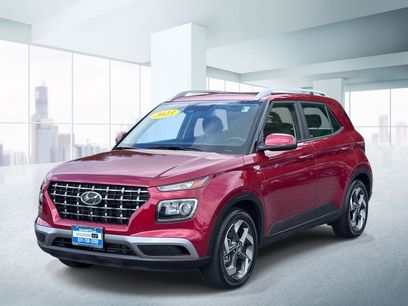 Used 2023 Hyundai Venue SEL w/ Cargo Package