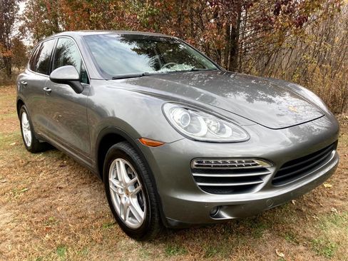 Used 2014 Porsche Cayenne image 7