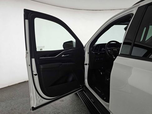 Used 2024 Cadillac Escalade V AWD/4WD image 22