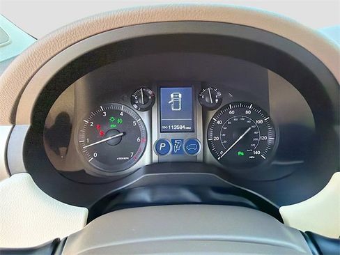Used 2018 Lexus GX 460 image 38