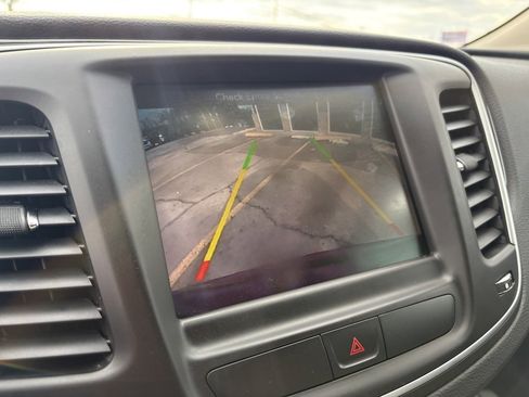 Used 2015 Chrysler 200 C w/ Navigation & Sound Group I image 37