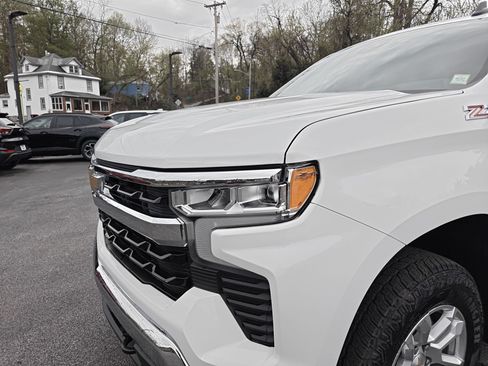 Certified 2026 Chevrolet Silverado 1500 LT AWD/4WD image 11