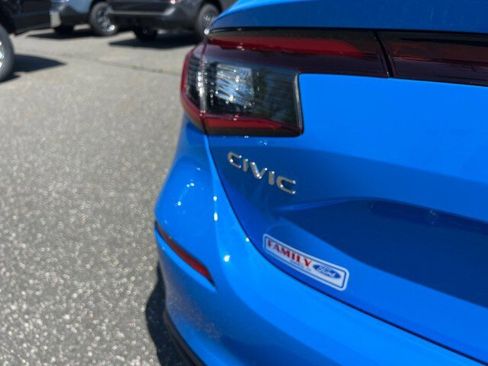 Used 2025 Honda Civic Sport image 31