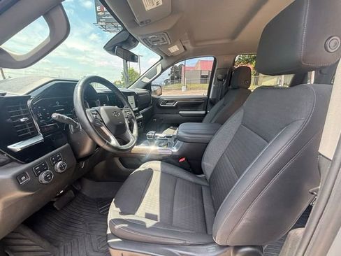 Used 2024 Chevrolet Silverado 1500 RST AWD/4WD image 11