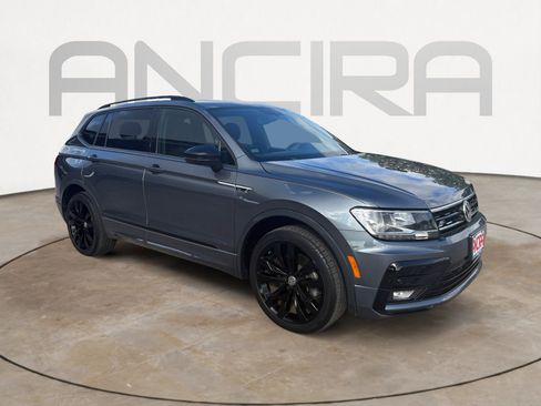 Used 2020 Volkswagen Tiguan SE R-Line FWD image 4