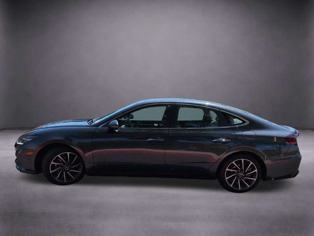 Used 2022 Hyundai Sonata Limited w/ Cargo Package FWD image 6