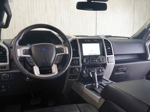 Used 2019 Ford F150 Lariat w/ Equipment Group 502A Luxury AWD/4WD image 11