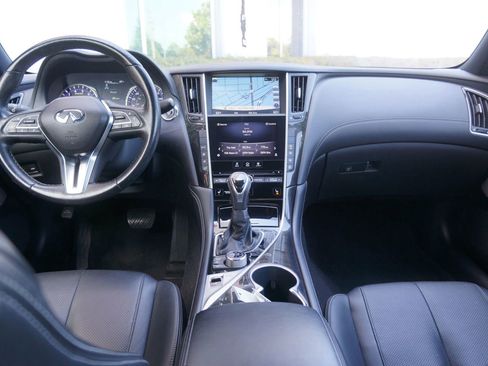 Used 2017 INFINITI Q60 3.0t w/ Premium Plus Package 3.0T AWD/4WD image 25