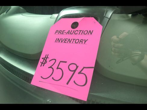 Used 2014 Chevrolet Sonic LT FWD image 5