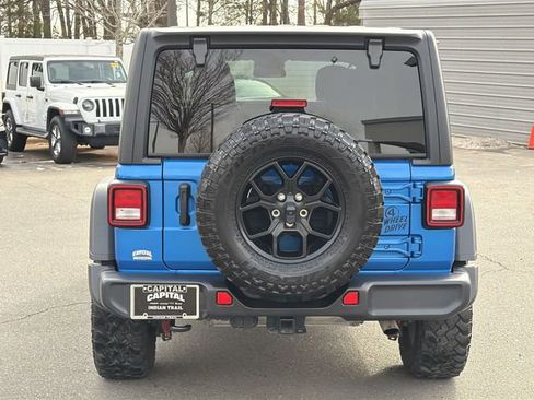 Used 2024 Jeep Wrangler Willys image 12