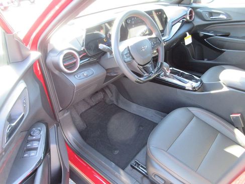 New 2026 Chevrolet Trax RS w/ Driver Confidence Package image 12