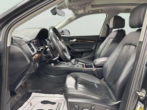Used 2018 Audi Q5 2.0T Premium Plus w/ Premium Plus Package image 14