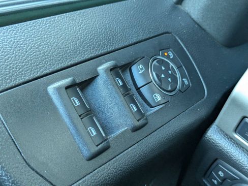 Used 2018 Ford F150 Lariat w/ Equipment Group 502A Luxury AWD/4WD image 13