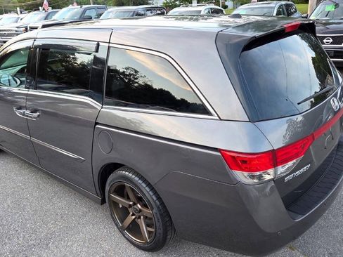 Used 2014 Honda Odyssey Touring Elite image 10