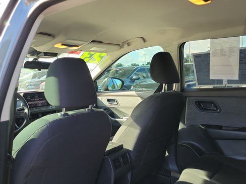 Certified 2023 Nissan Rogue S FWD image 11