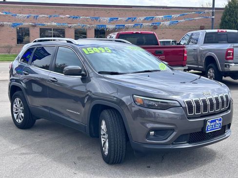 Used 2021 Jeep Cherokee Latitude Plus AWD/4WD image 8