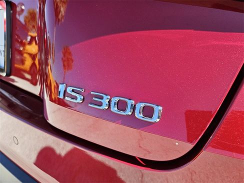 Used 2023 Lexus IS 300 w/ Comfort Package image 42