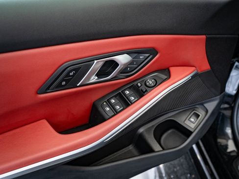 Used 2025 BMW 330i xDrive Sedan image 23