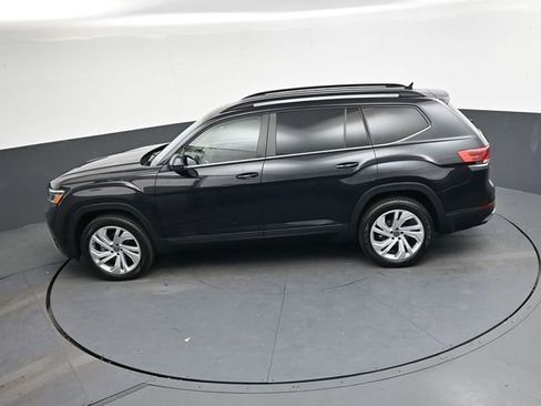 Used 2021 Volkswagen Atlas SE image 26