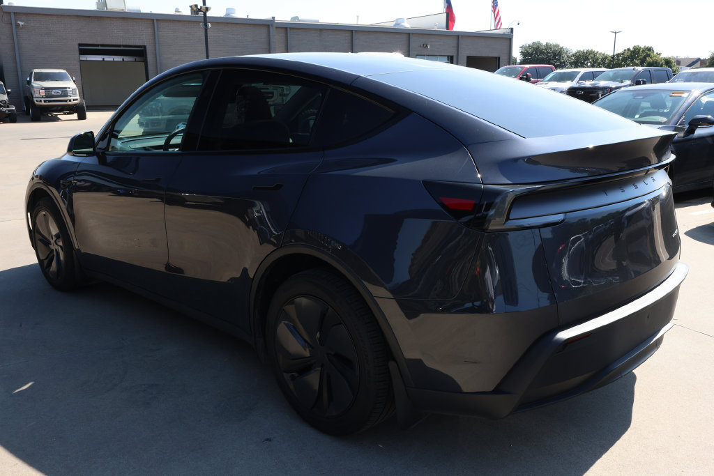 Used 2026 Tesla Model Y Long Range AWD/4WD image 7