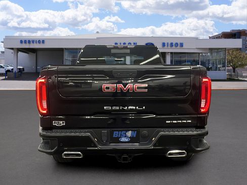 Used 2021 GMC Sierra 1500 Denali w/ Denali Ultimate Package image 4