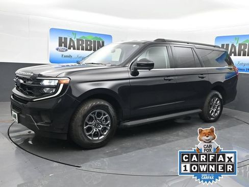 Used 2025 Ford Expedition Max Active AWD/4WD image 1