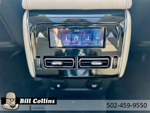 New 2025 Lincoln Aviator AWD w/ Equipment Group 101A image 26