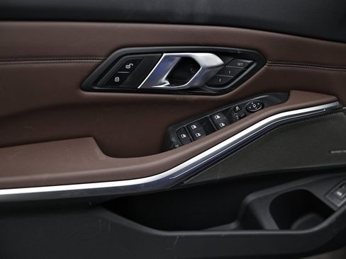 New 2026 BMW 330i Sedan w/ M Sport Package image 15