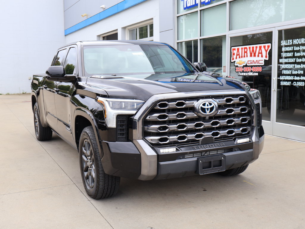 Used 2023 Toyota Tundra Platinum w/ Advanced Package AWD/4WD image 2