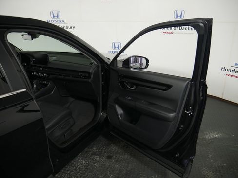 Used 2025 Honda CR-V EX-L image 7