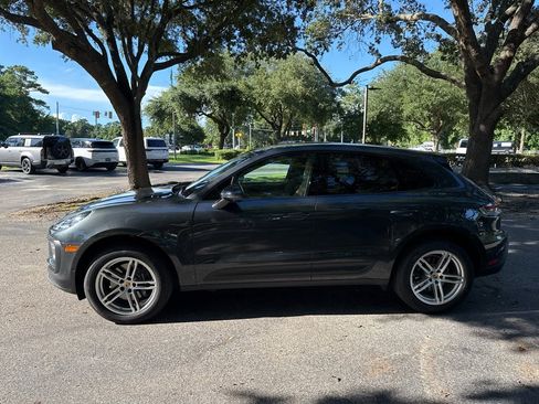 Used 2024 Porsche Macan image 3