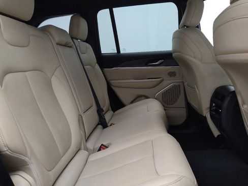 Used 2022 Jeep Grand Cherokee Limited 4xe image 19