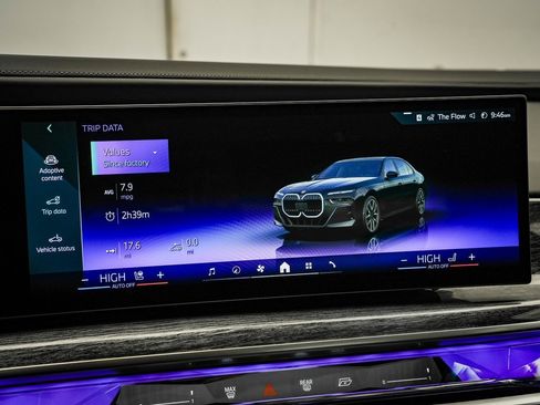 New 2026 BMW 740i xDrive w/ Executive Package image 34