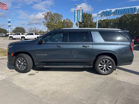 Used 2021 Chevrolet Suburban LS w/ Driver Alert Package image 3