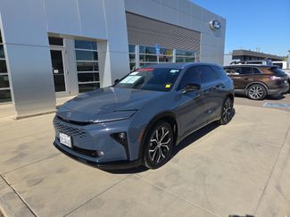 Used 2025 Toyota Crown Signia 360° Tour