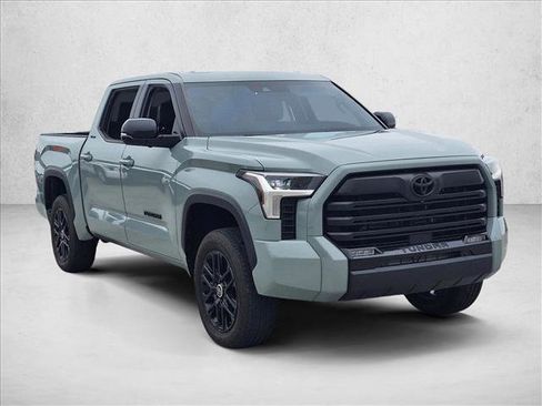 Used 2024 Toyota Tundra Limited AWD/4WD image 3