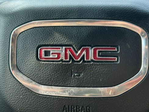 Used 2022 GMC Sierra 1500 AT4X image 42