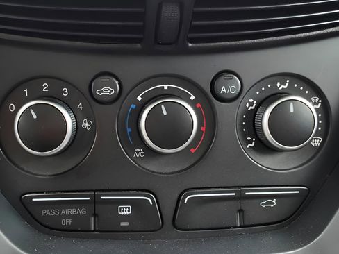 Used 2013 Ford Escape SE image 34