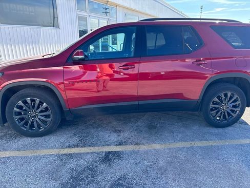 Used 2023 Chevrolet Traverse RS AWD/4WD image 8