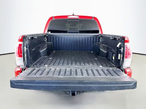 Used 2022 Toyota Tacoma TRD Off-Road w/ Technology Package image 23