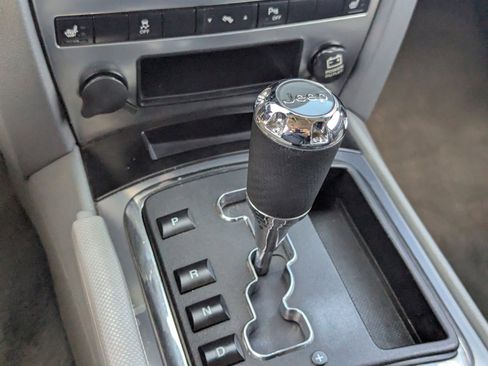 Used 2007 Jeep Grand Cherokee SRT8 w/ SRT Option Group I image 26