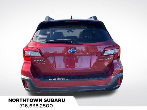 Used 2018 Subaru Outback 2.5i Limited image 9