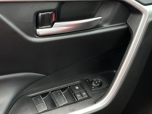 Used 2025 Toyota RAV4 XLE Premium FWD image 21