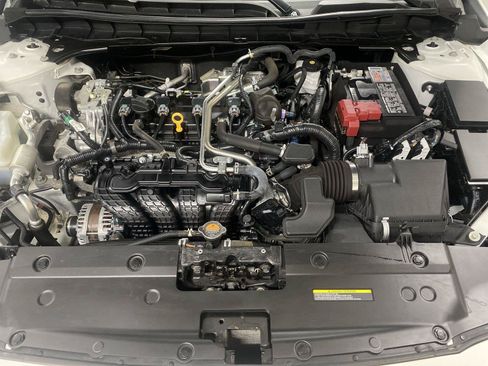 Used 2022 Nissan Altima 2.5 S FWD image 21