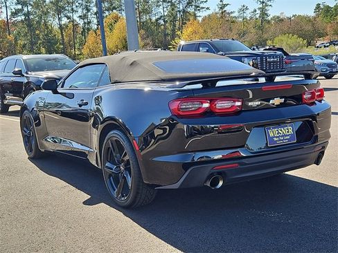 Used 2023 Chevrolet Camaro LT w/ Technology Package image 12