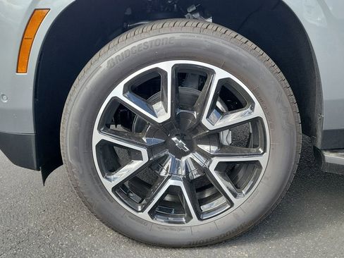 New 2026 Chevrolet Suburban RST w/ Comfort Package AWD/4WD image 26