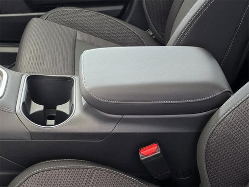 Used 2025 Subaru Outback Premium image 9