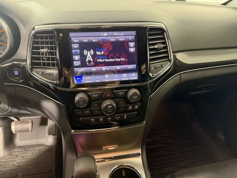 Used 2019 Jeep Grand Cherokee Trailhawk w/ Trailhawk Luxury Group AWD/4WD image 5