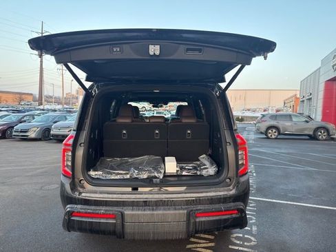 New 2026 Nissan Armada Platinum Reserve AWD/4WD image 11